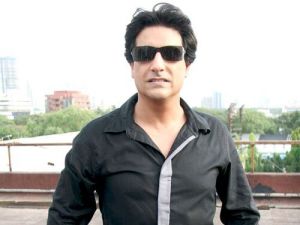 Shiamak Davar.jpg